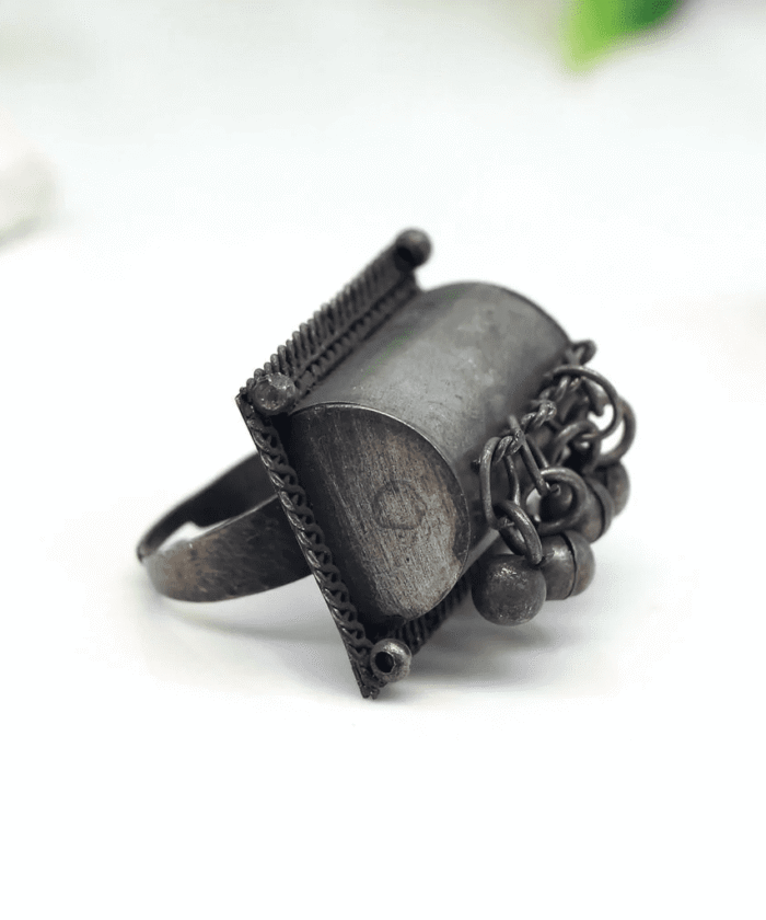 Silver Color Oxidised Ring AJP2023-27