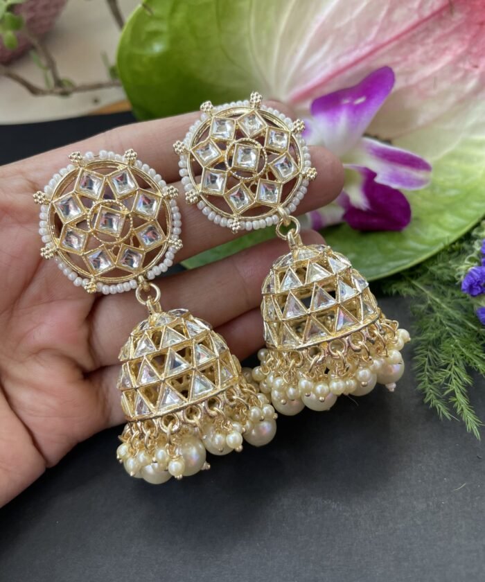 Gold Tone Traditional Kundan & Pearls Jhumki Earring AJP2022-27